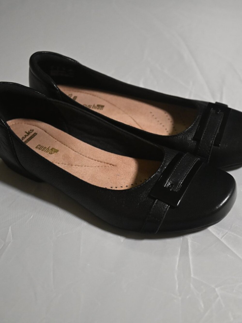 : Clarks Collection Blanche West Leather Slip-On Flats - Women's Size 8